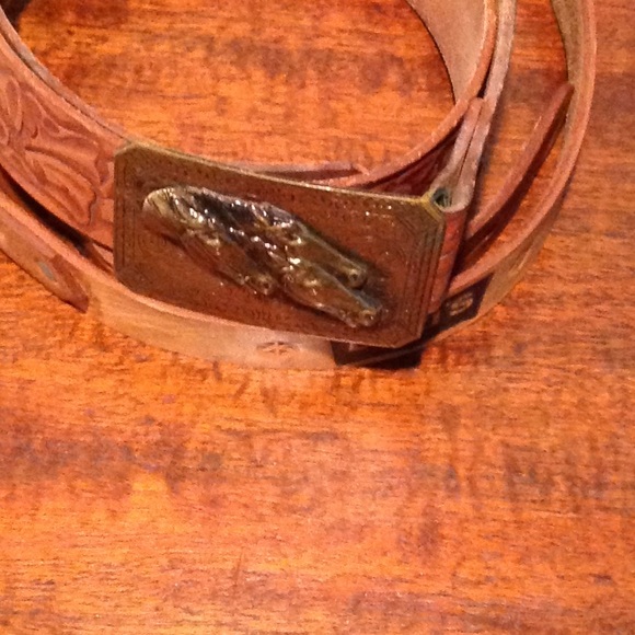 Off to the races leather belt - Picture 1 of 7